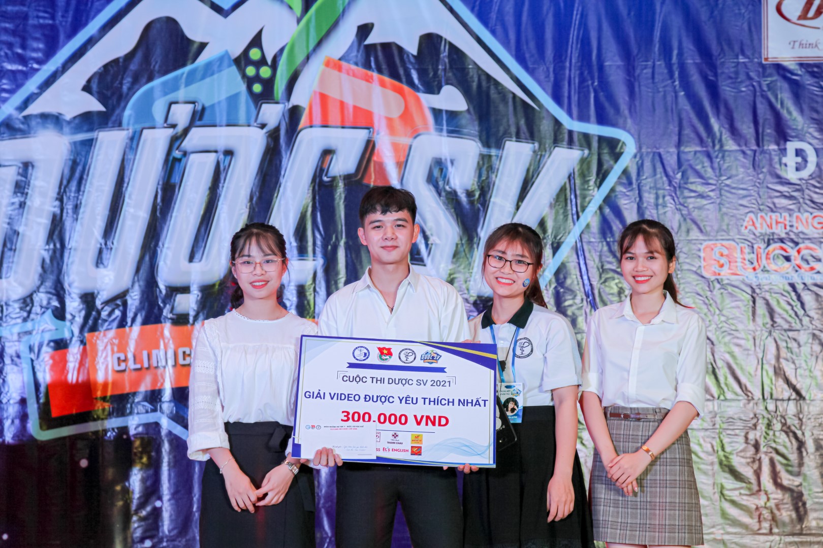 2021. Duoc SV 6 Large