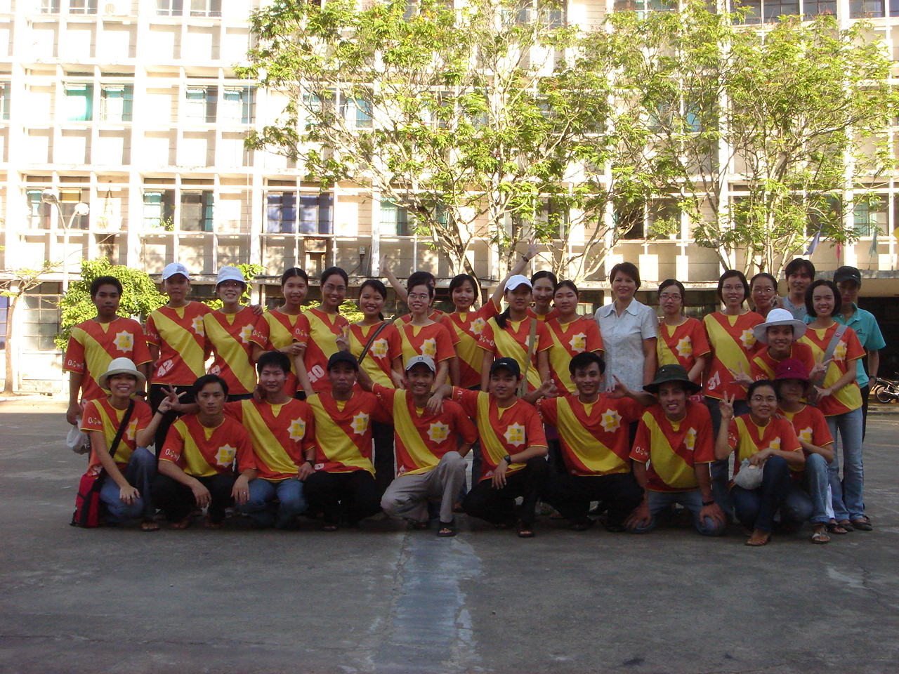 2004 2009